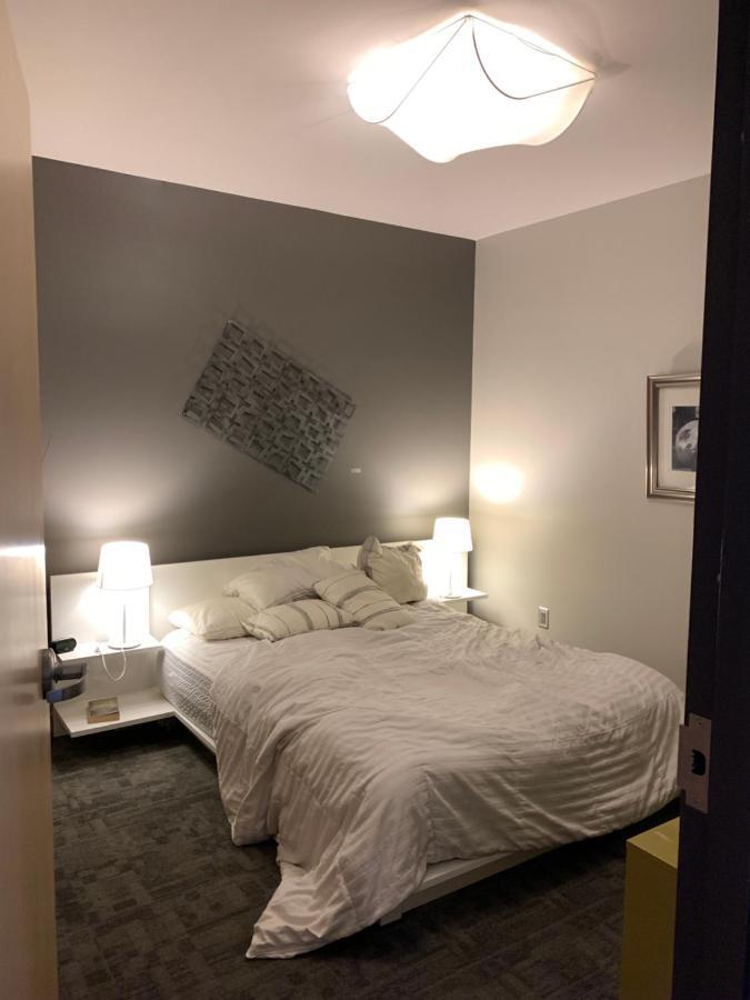Suites At 118 Bloomington Ngoại thất bức ảnh
